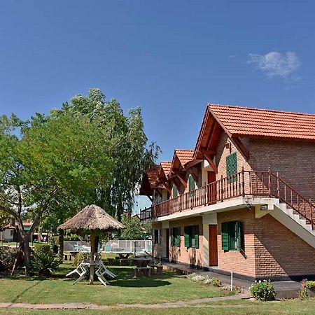 Hotel Nonquen Villa de Merlo Bagian luar foto