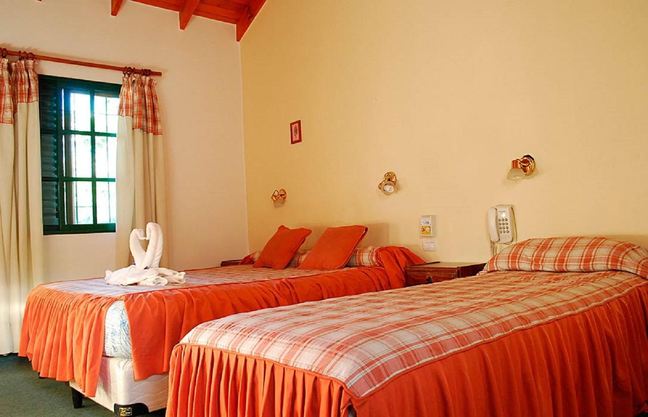 Hotel Nonquen Villa de Merlo Bagian luar foto