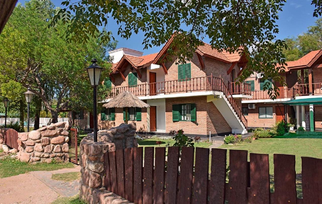 Hotel Nonquen Villa de Merlo Bagian luar foto